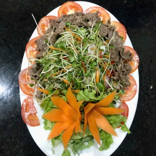 CẢI MẦM THỊT BÒ ( BEEF AND MICROGREENS SALAD )