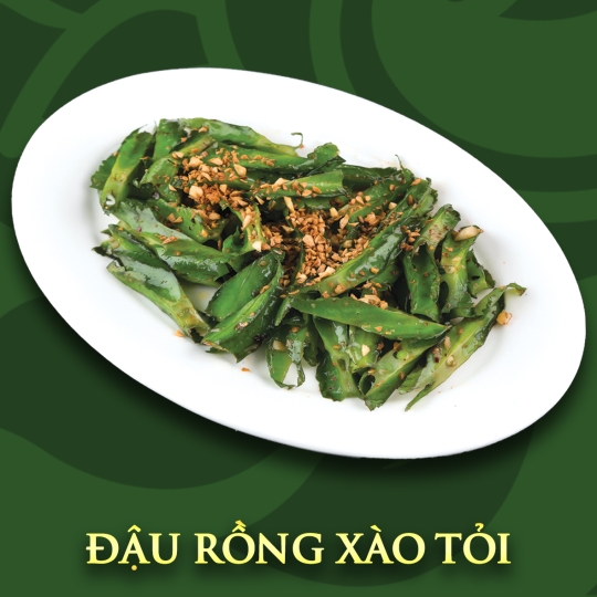 ĐẬU RỒNG XÀO TỎI ( STIR - FRIED WINGED BEAN WITH GARLIC )
