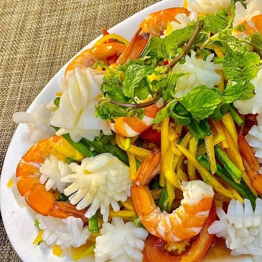 GỎI THÁI LAN HẢI SẢN ( THAI SEAFOOD SALAD 🥗 )