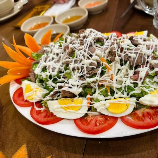 SALAD BÒ TRỨNG 🥚( EGGS WITH BEEF SALAD 🥩 )